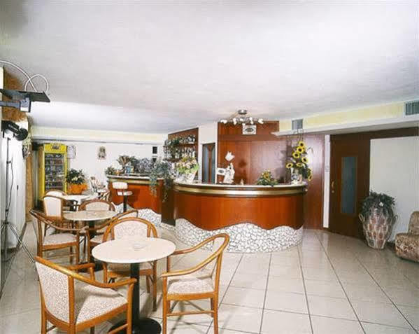 Hotel Beppe Rimini Zewnętrze zdjęcie